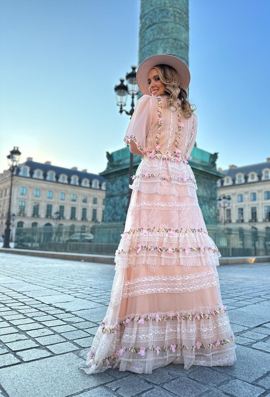 Robe Elisabeth à fleurs rose - Maison Lou